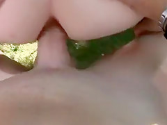 Ambre de Bordeaux, une libertine avec une chatte très particulière! (vidéo exclusive)