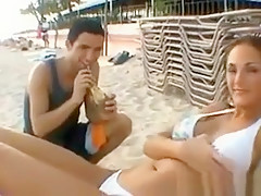 Chick From The Beach Decides To Fuck