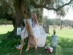 Amazing Lady Getting