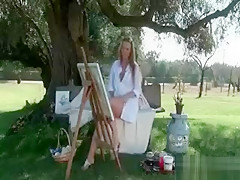 Amazing Lady Getting