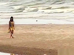 Chick Gets Hooked Up By A Smart Boy And Invited For A Fuck