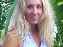 Séquence émotion :  Deshabillez moi !