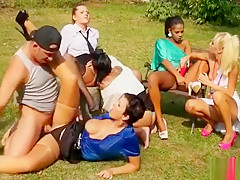 Real Stunner Takes A Urinate And Gets Her Moist Pussy Licked