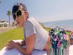 Huge Tits And Ass Babe Public Flash