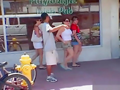 Hot Looking Hottie Has Nothing Against Fuck In A Car