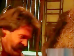 Sexy Blonde Heidi Gets Her Wet Hairy