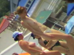 Amateur sexy beach nudist on video