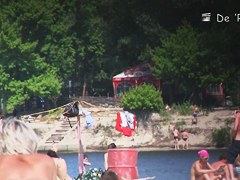 Beach spy cam voyeuring the naked couple of lovers
