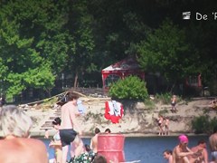 Beach spy cam voyeuring the naked couple of lovers