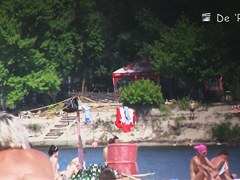 Beach spy cam voyeuring the naked couple of lovers