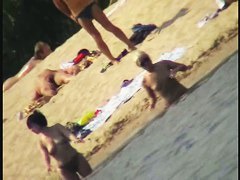 Sexy amateur hidden beach cam video