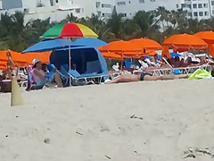 Miami Girls are HOTTTT!