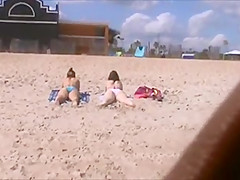 voyeur caught bending two nice asses