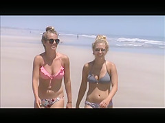 hot teen beach voyeur jiggly tits 4