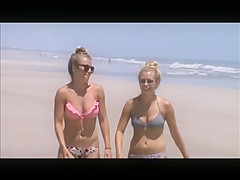 hot teen beach voyeur jiggly tits 4