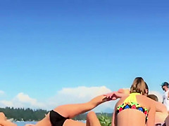 Lots of hot girls in this family