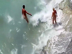 Voyeur stumbled on a beach blowjob