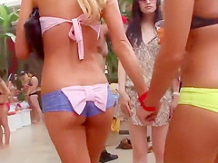 Ass wrapped like a little gift