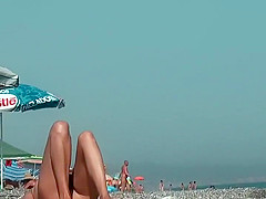 Zooming in on a nicely trimmed pussy
