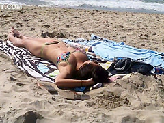 Bikini bridge you want to reach into