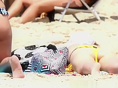 Great ass babes at beach