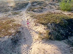 Southbeachcoeds Returns With 19yo Areana Naked And Masturbating On The Beach - SouthBeachCoeds