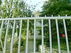 Mature et jeune homme