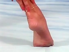 Hot Blonde Babe Gets Horny Showing Off