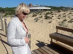 ORGASM WITH SQUIRT ON THE WAY TO THE PUBLIC BEACH.