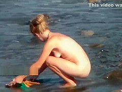 Beach Voyeur