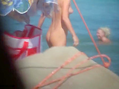 Naked beach hot girls