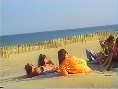 beach voyeur