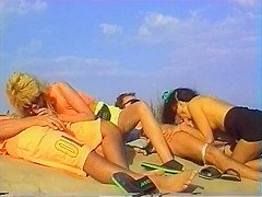 beach voyeur