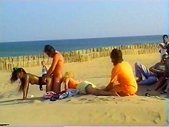 beach voyeur
