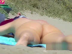 Sexy Body Nudist brunnette close up beach voyeur spycam