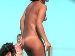 Nudist beach video introduces great looking naked babes