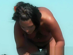 Nudist beach video introduces great looking naked babes