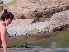 Amazing Sexy Body & Ass Nudist Lady Spied At The Beach