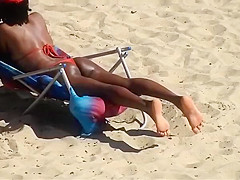 RED BIKINI IN BOA VIAGEM BEACH, RECIFE CITY.