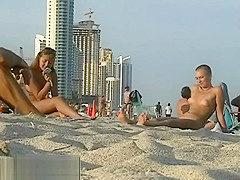Spy nude cams on the beach get a lot of naked chicks