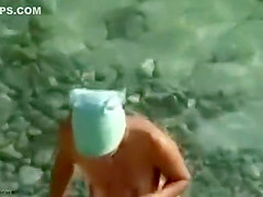 Couple having beach sex - Sesso in spiaggia