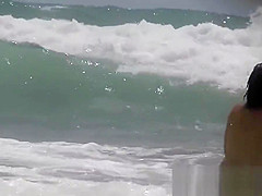 Nudist beach preys on young hotties