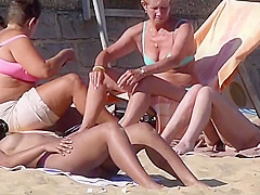 Cute Ebony Girl Topless Outdoors On UK Bournemouth Beach '16
