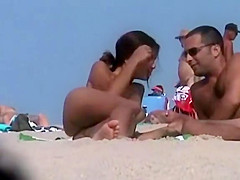 Summer times (voyeur beach)