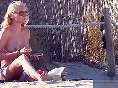 Topless Beach Amateur Blondes
