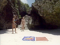 Welcum to licking nude beach