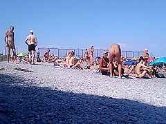 nude teen in the nude beach