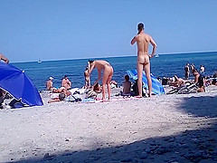 nude teen in the nude beach