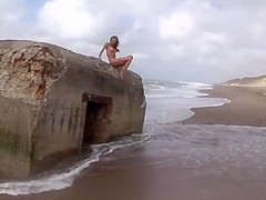 Gilda Roberts masturbating at the beach
