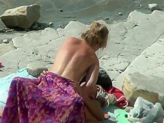 BUTTPLUG OUTDOOR PUBLIC BEACH ORGASM